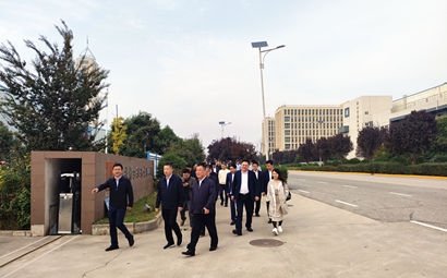 团市委、市贸促会、市青企协一行到PG电子游戏集团泾河产业园调查互换